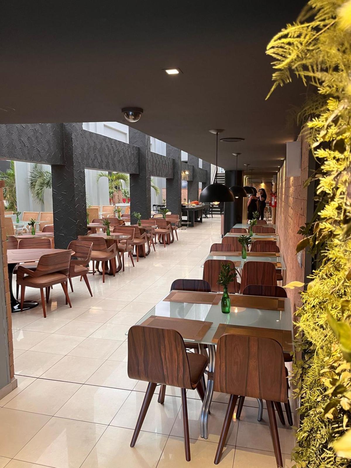 Oasis Tower Hotel Ribeirão Preto Exterior foto